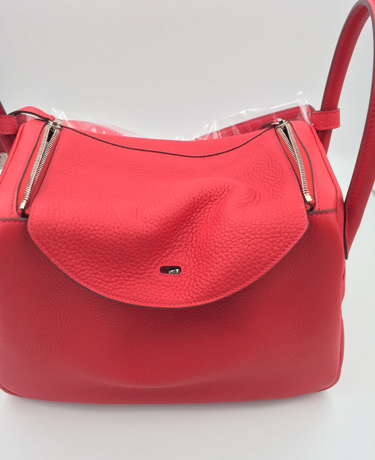 HERMES Taurillon Clemence Lindy 26 Rouge Tomate 689299