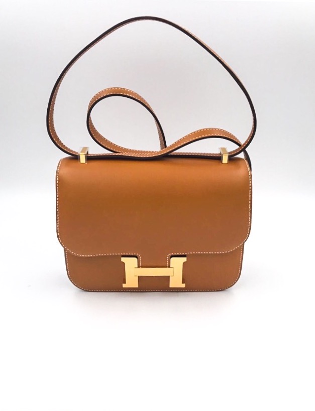 hermes constance mini size