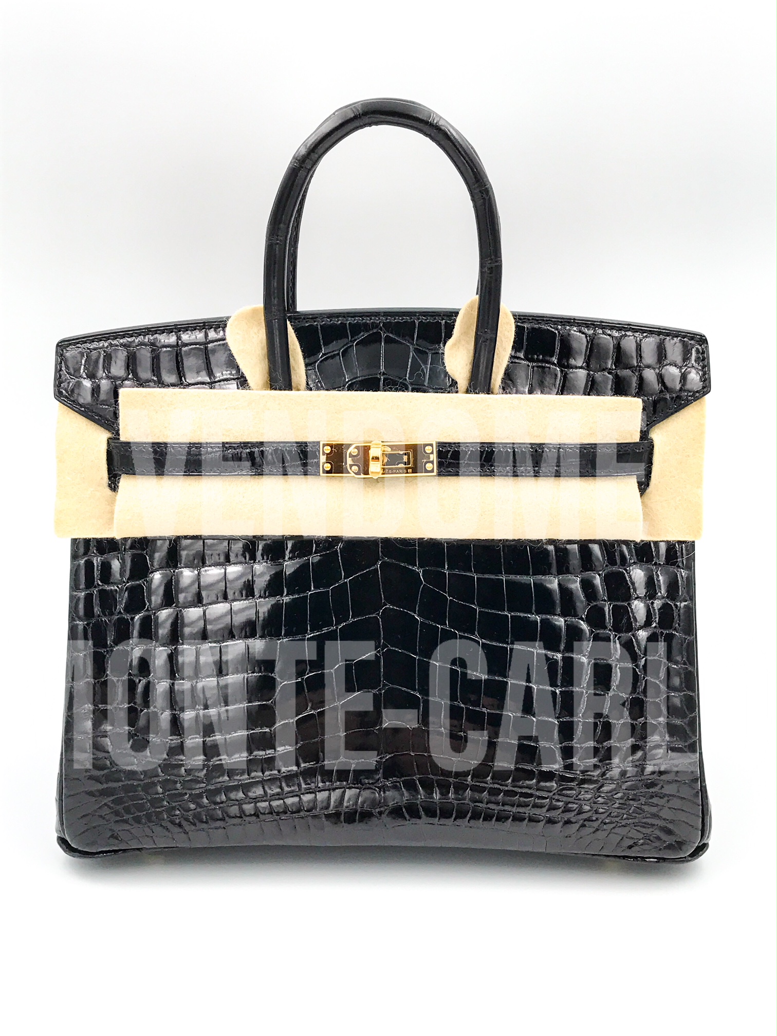 A SHINY BLEU IZMIR NILOTICUS CROCODILE BIRKIN 25 WITH GOLD HARDWARE