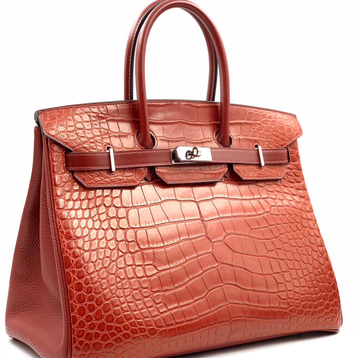 Rouge H Hermes color - Vendome Monte Carlo