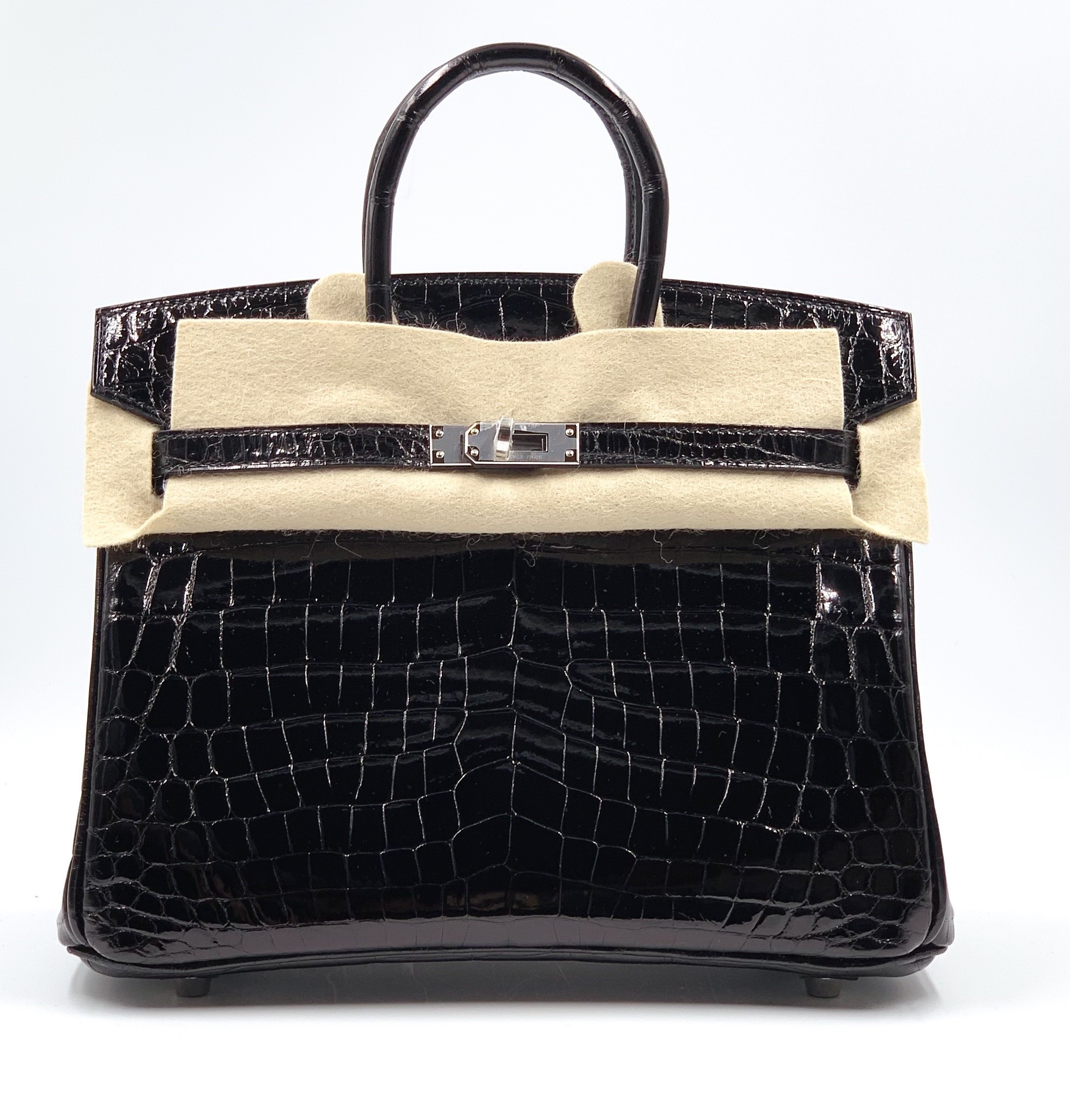 Hermes Birkin 25 Touch Noir (Black) Novillo/Niloticus Lisse (Shiny) Gold  Hardware - Vendome Monte Carlo