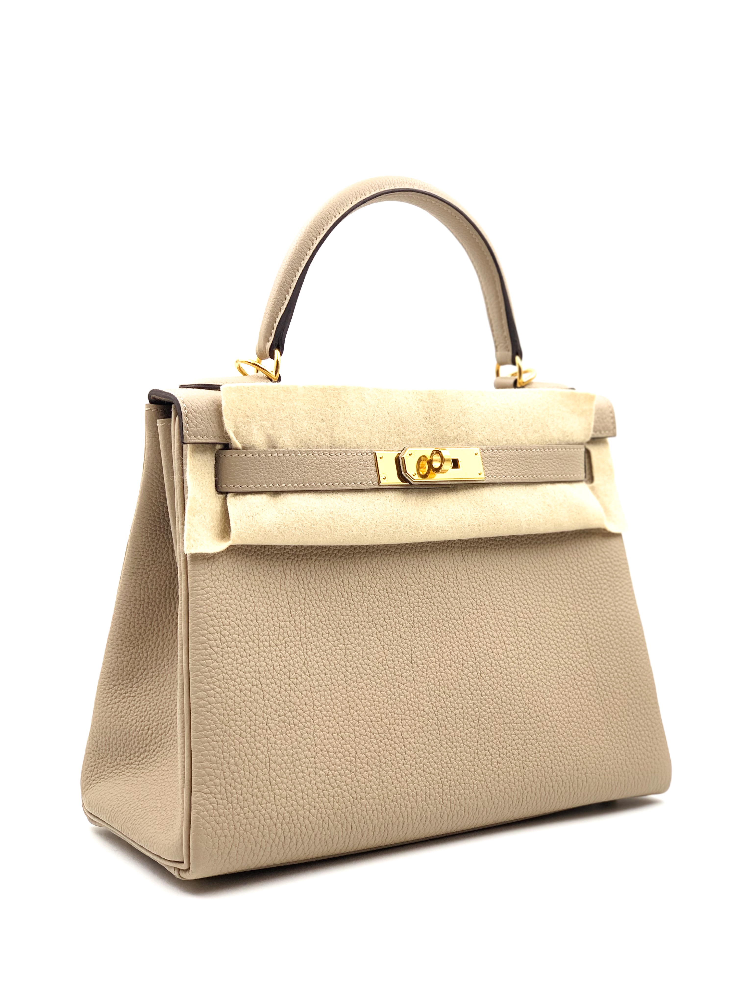 Hermes Kelly 28 Retourne Togo Feu Sanguine Gold Tone Hardware Handbag GHW -  Chronostore