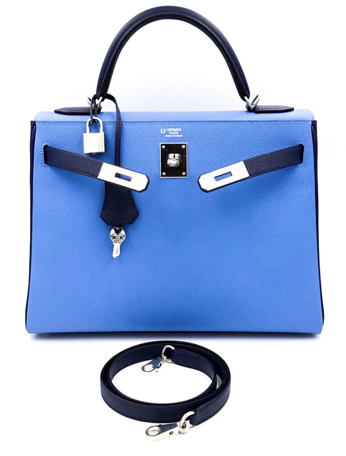 Hermès Kelly 32 Sellier In Black, Ecru Berline Toile And Bleu Sapphire  Swift With Palladium Hardware in Blue