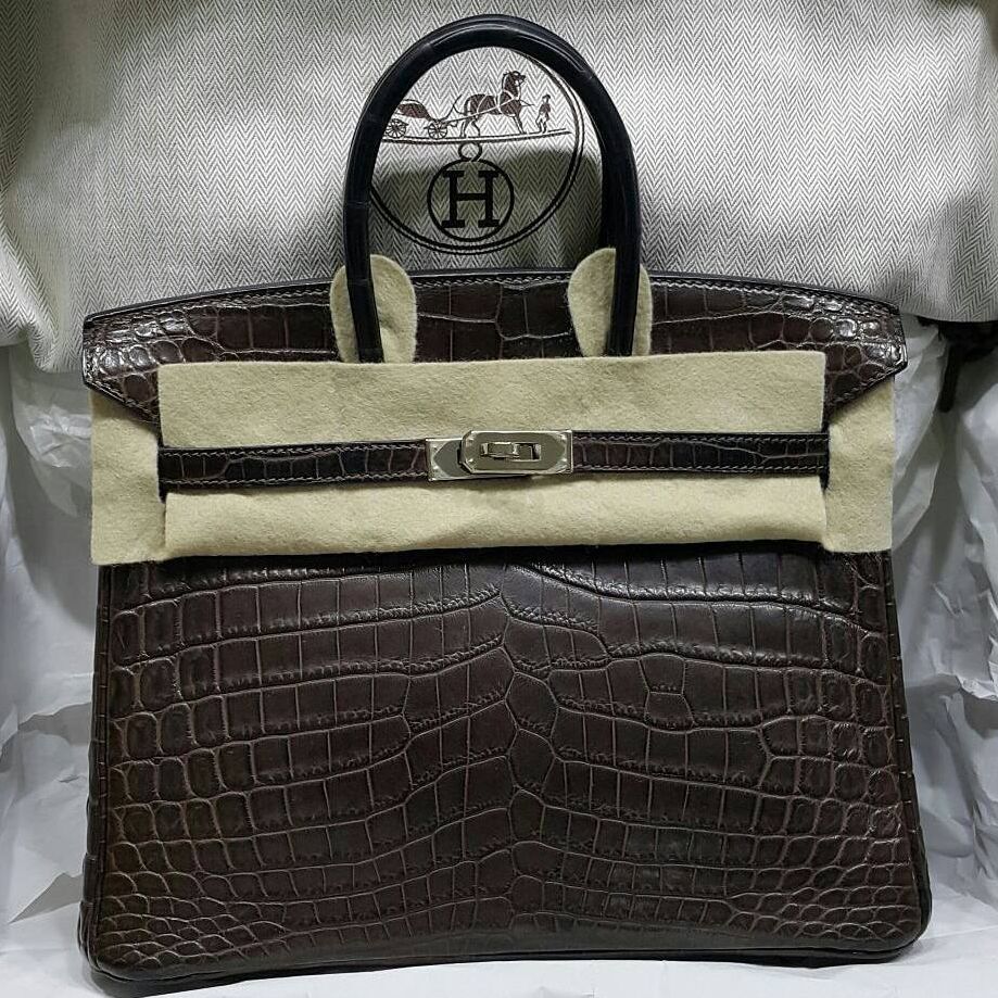 Hermes Birkin 25 Noir Black Alligator Mat Matte Gold Hardware #X - Vendome  Monte Carlo