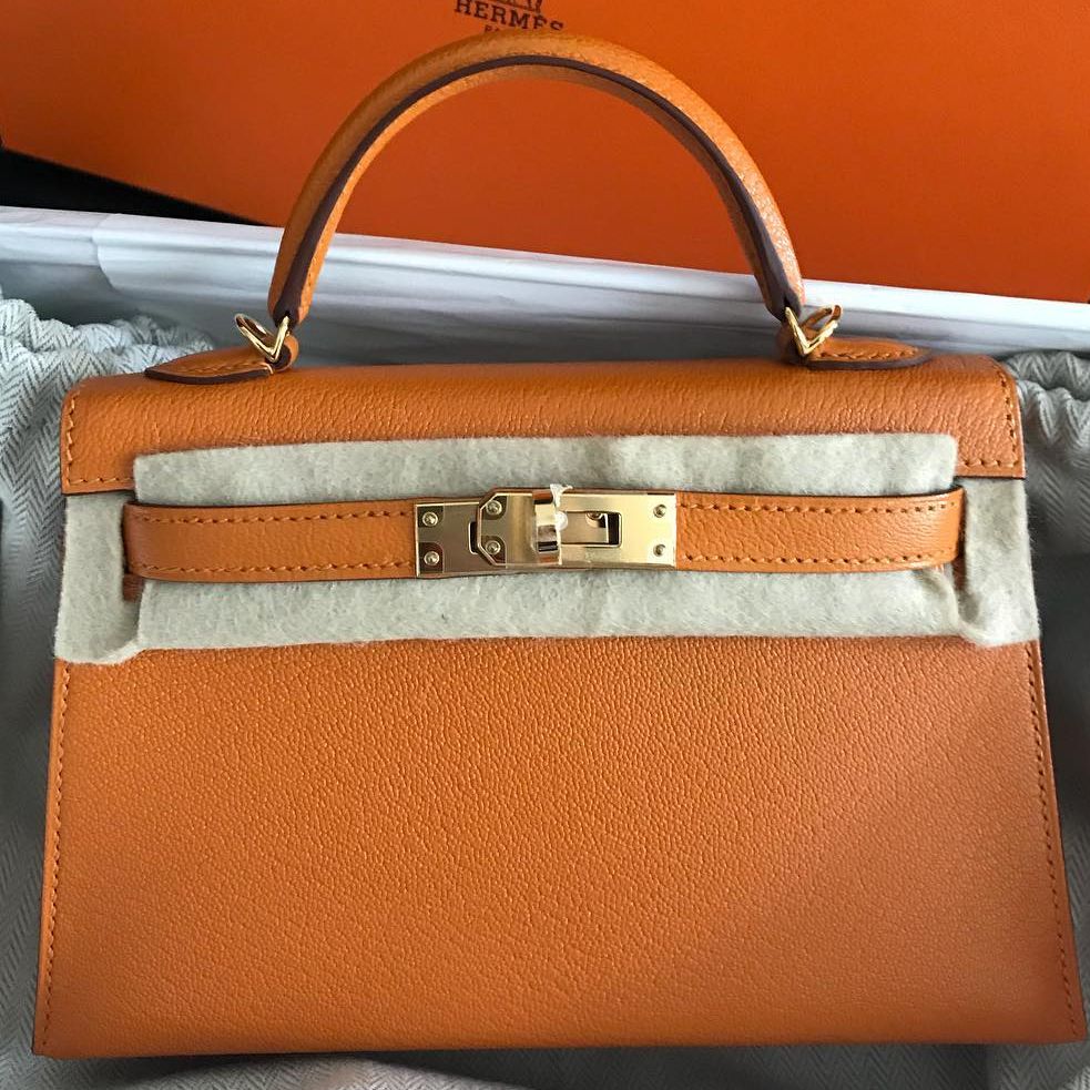 Hermes Kelly 20 Mini Sellier Abricot Chèvre Mysore Gold Hardware