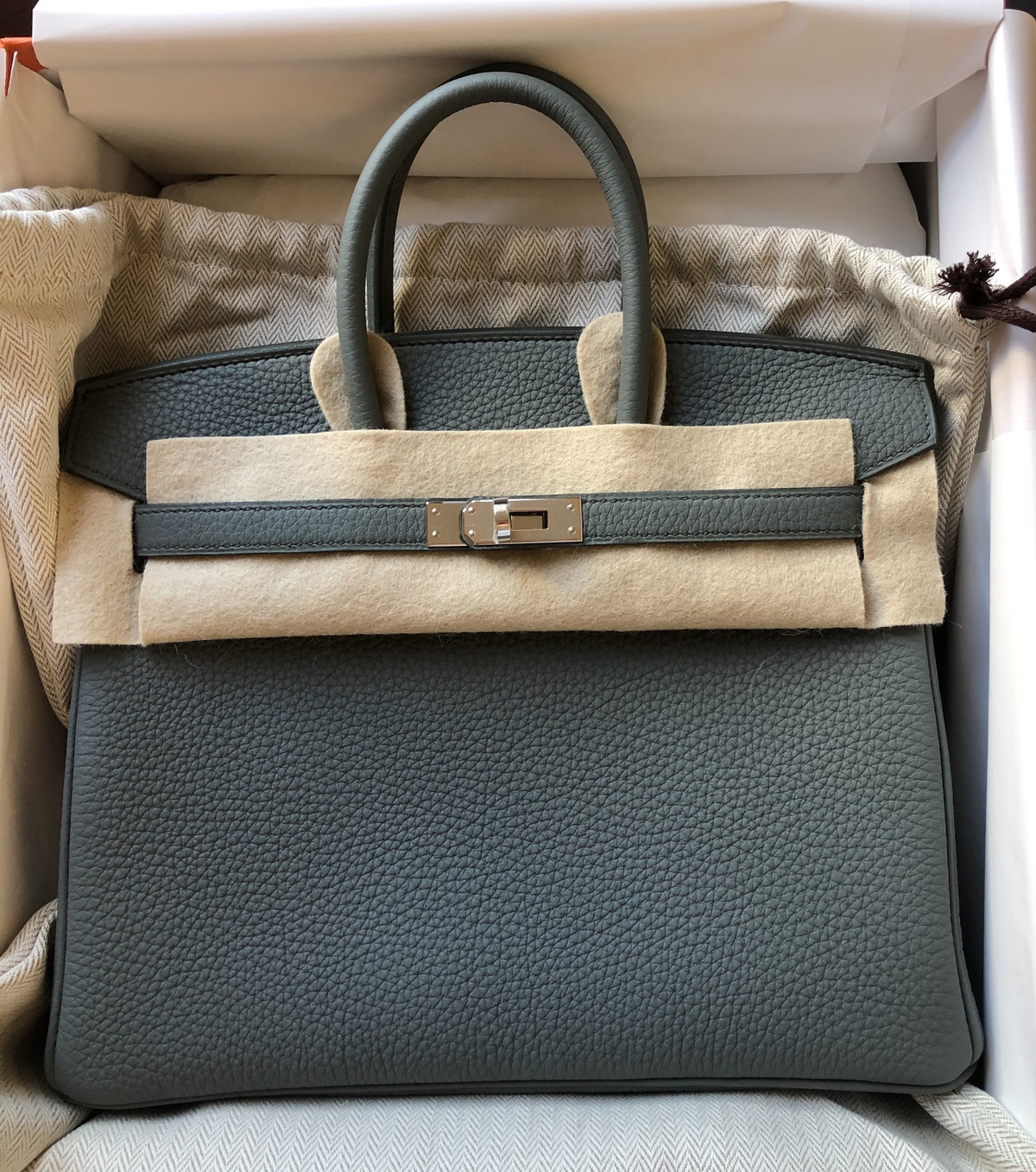 Hermes Kelly 25 Retourne Vert Amande Togo Palladium Hardware #D - Vendome  Monte Carlo