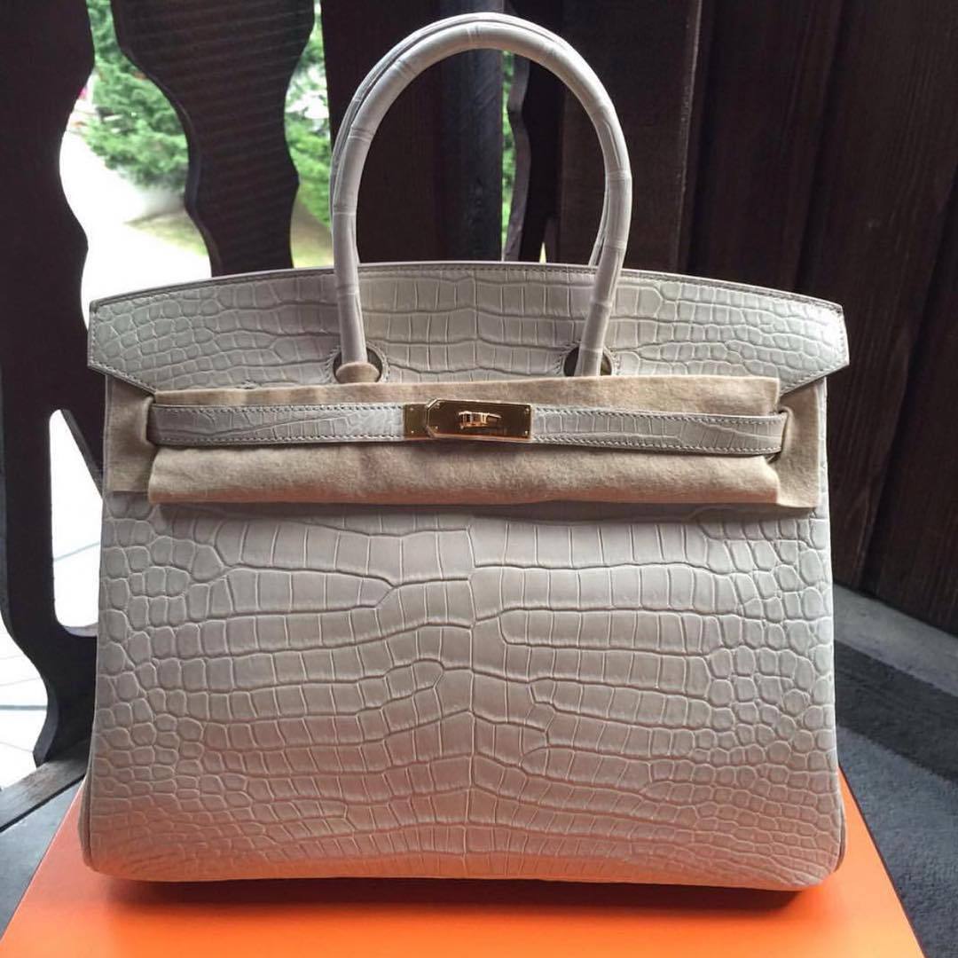 Hermès BETON Matte Porosus Croc 35 cm Birkin Bag- Grey color with gold  hardware at 1stDibs