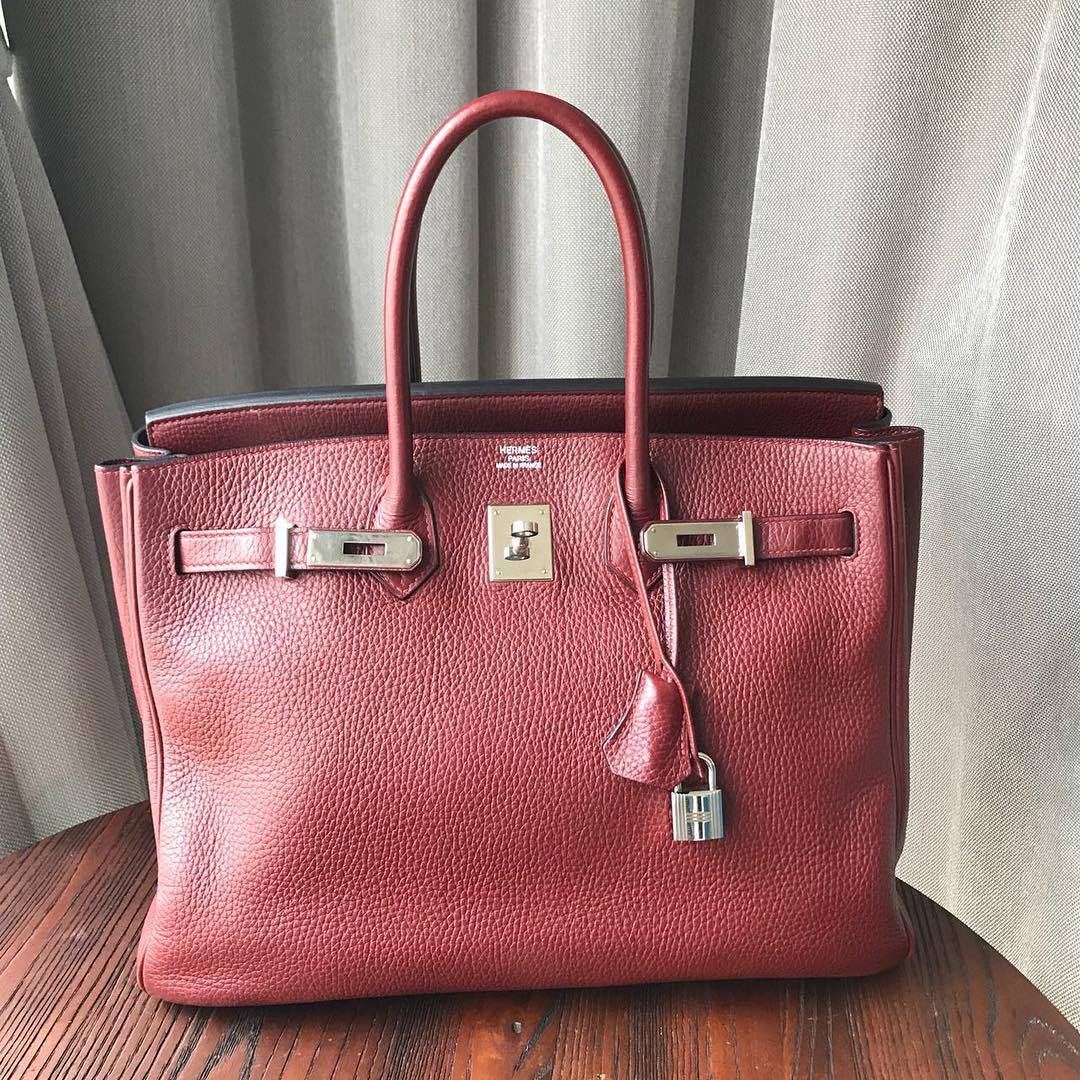 Rouge H Hermes color - Vendome Monte Carlo