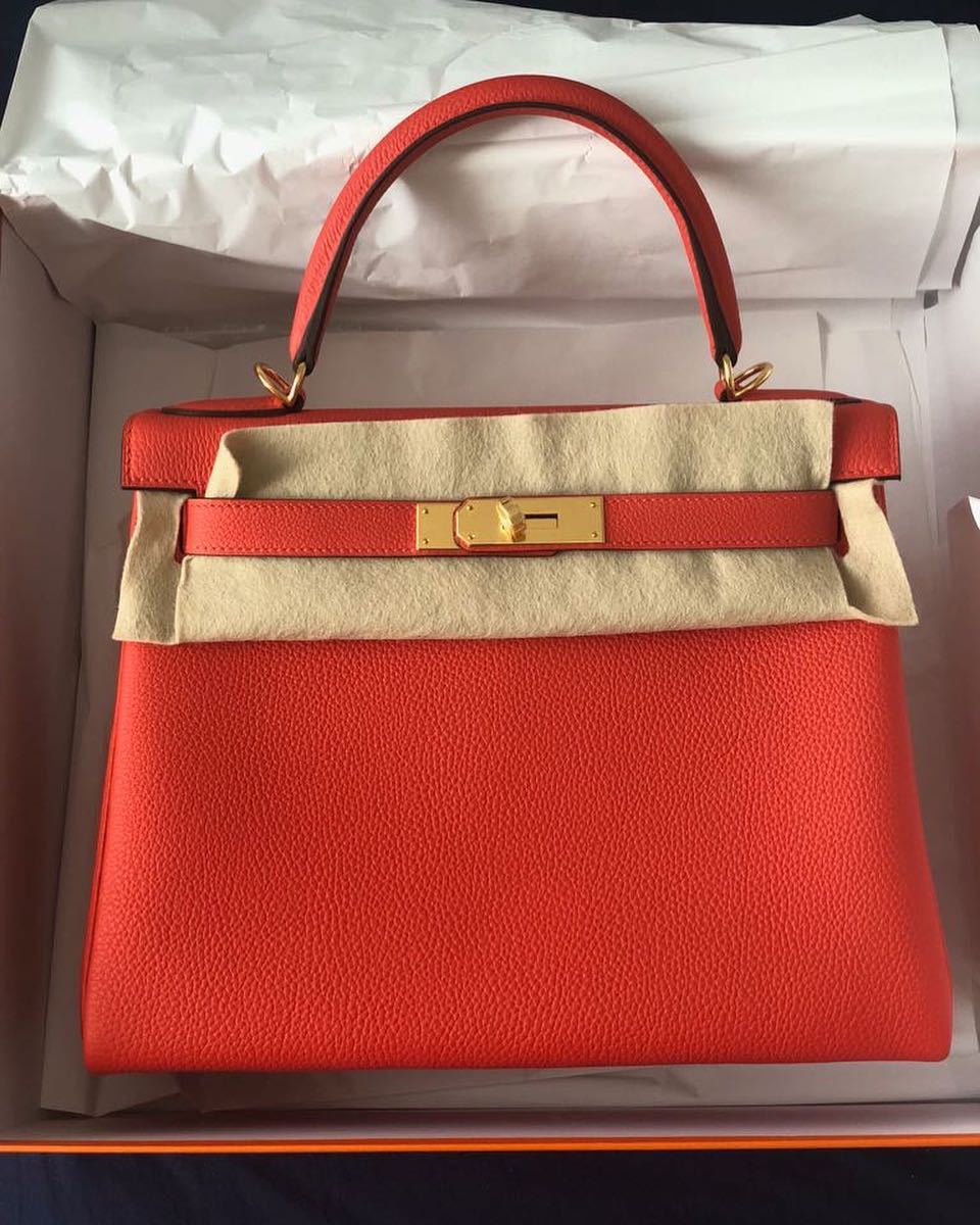 capucine hermes color