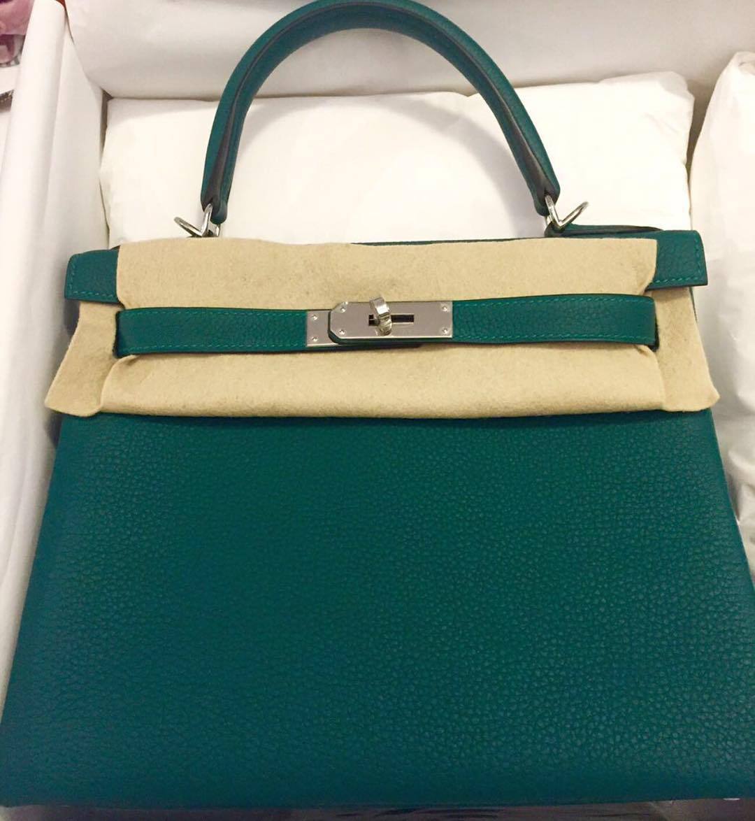 Hermès Malachite Togo Kelly 25 Retourne Gold Hardware, 2011