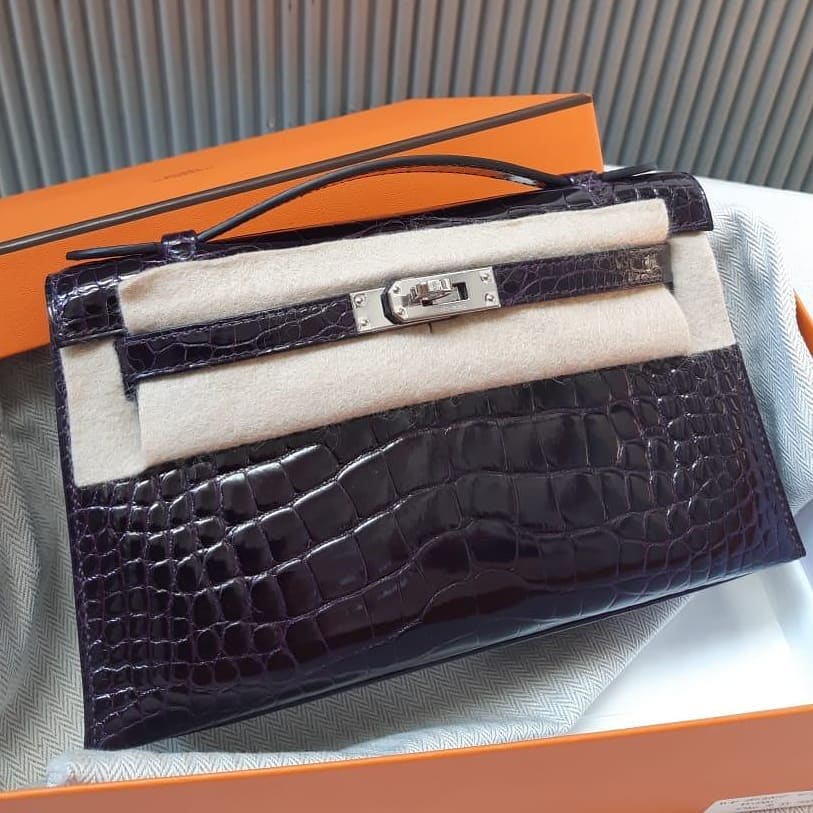 Hermes Kelly Pochette Braise Shiny Alligator Palladium Hardware – Madison  Avenue Couture