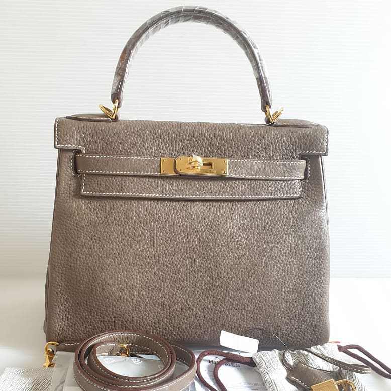 Hermes Kelly bag 28 Retourne Nata Clemence leather Gold hardware