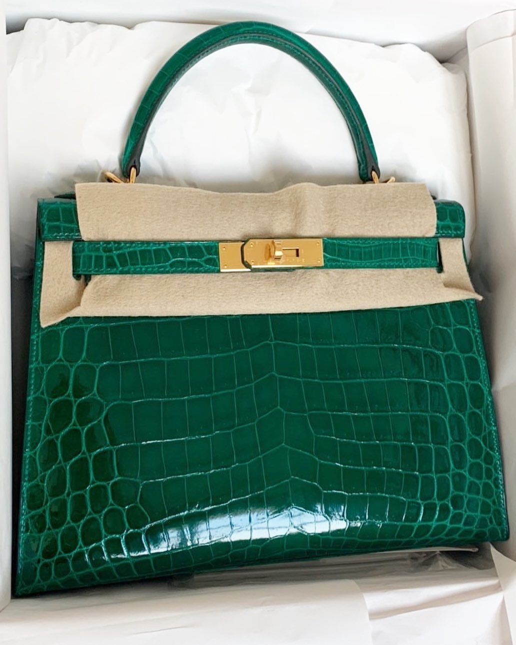 Hermes Kelly 28 Retourne Malachite Togo Gold Hardware #C - Vendome Monte  Carlo