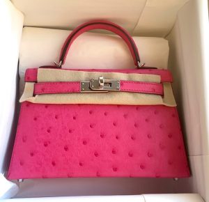 Hermes Kelly 20 Mini Sellier Rose Lipstick Chèvre Mysore Gold Hardware #A -  Vendome Monte Carlo