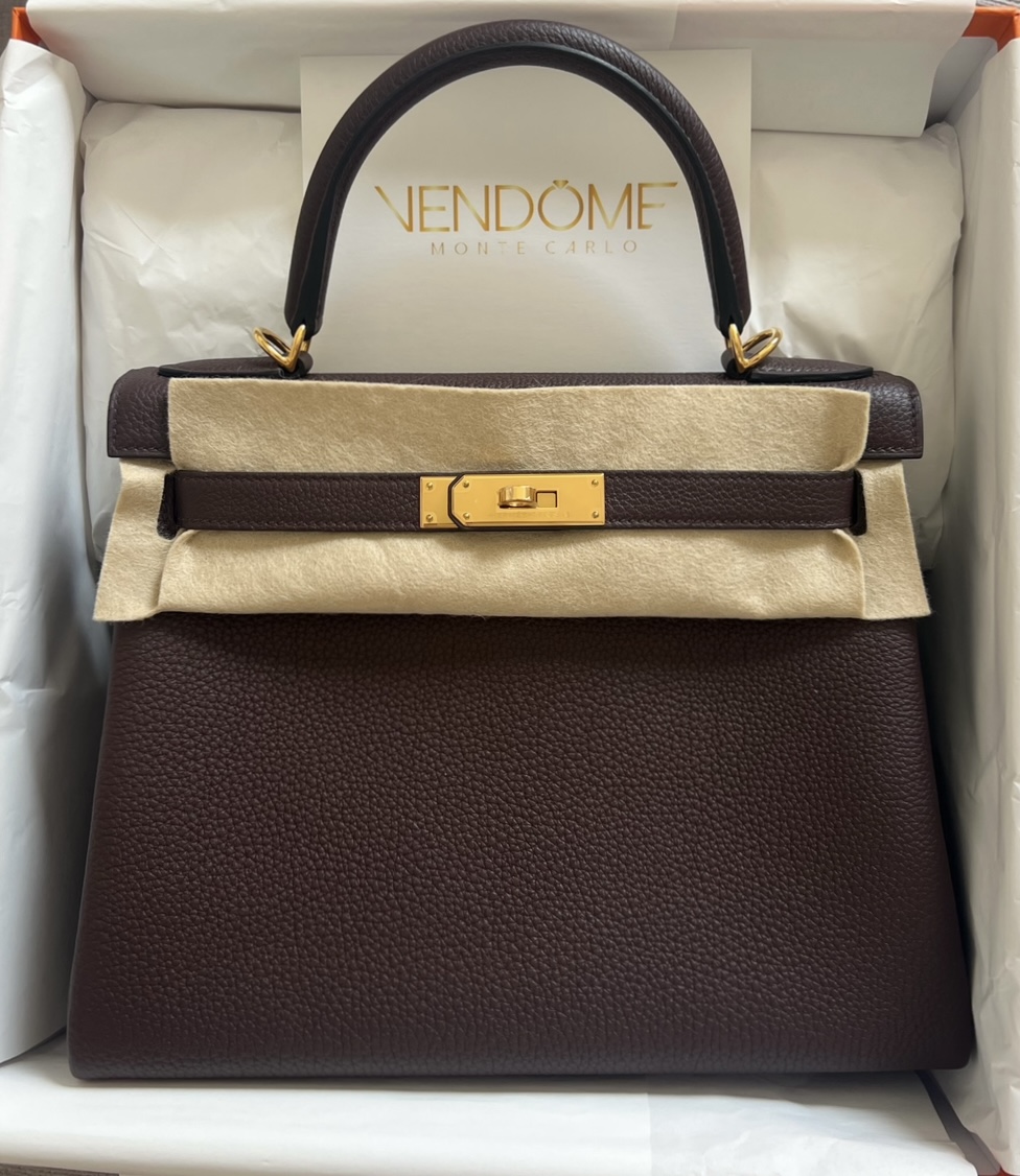 Hermès Kelly 28 In Rouge Sellier Togo With Gold Hardware in Brown